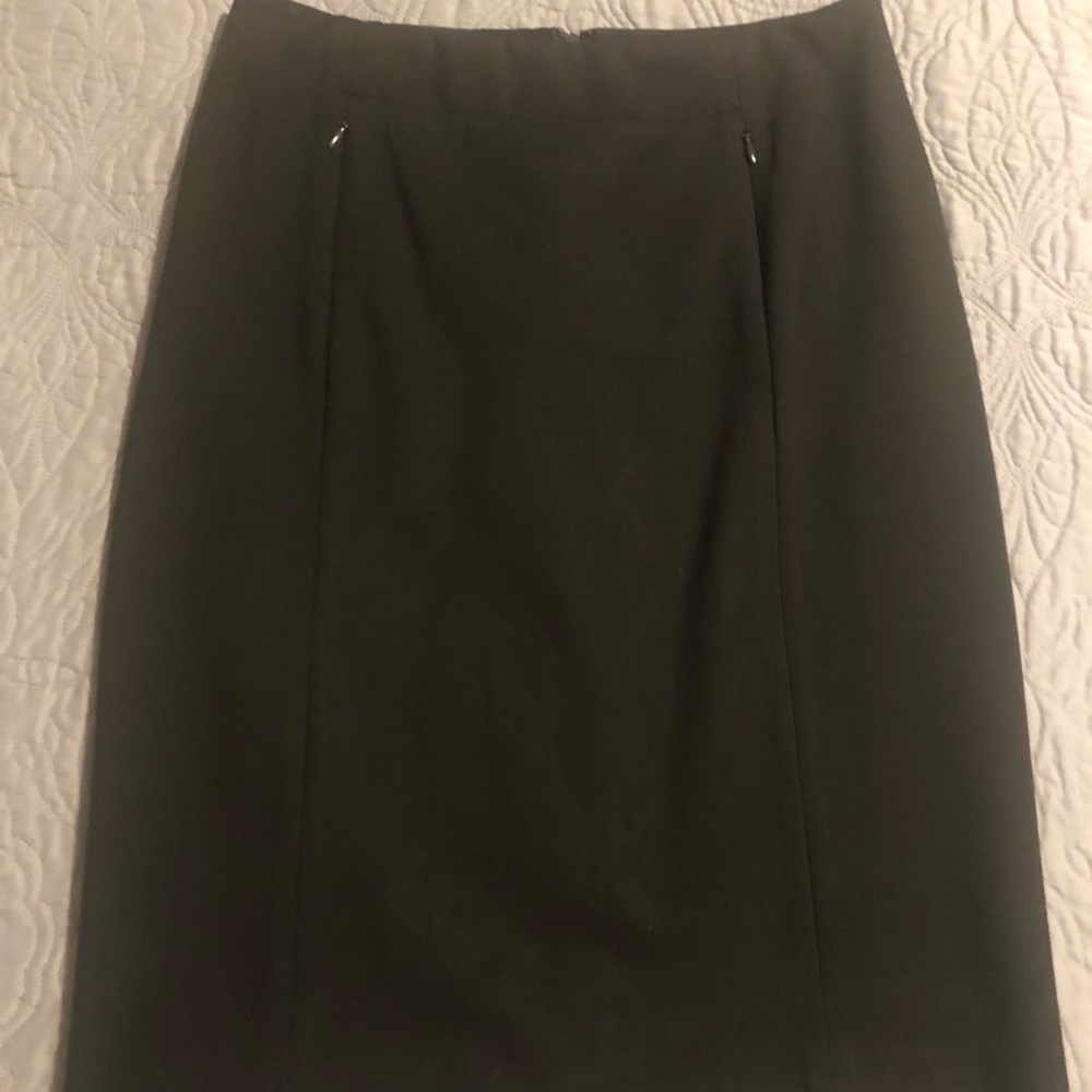 Barely worn beautiful black skirt.